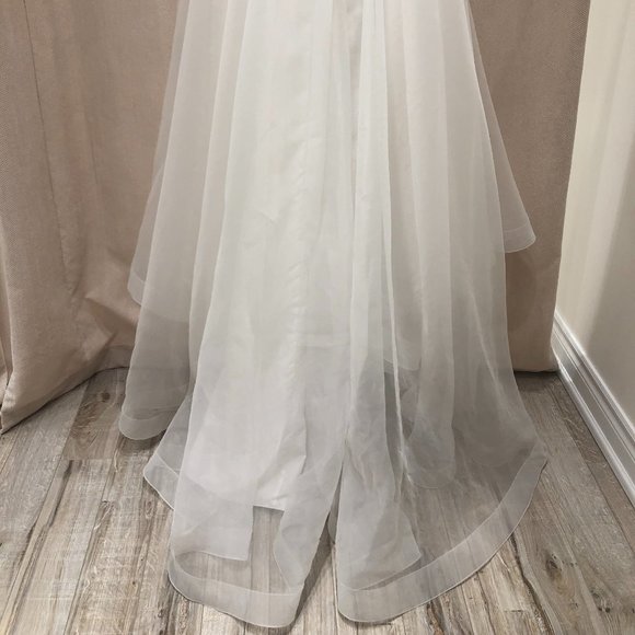 Natural, embroidered floral top, a-line - Picture 4 of 6